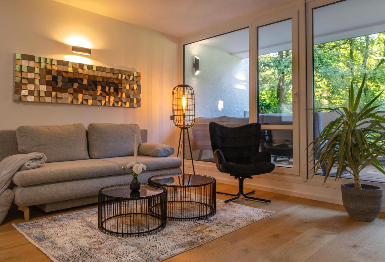 Sweethome - Luxus Pur - Grosse Kueche, 2 Baeder, 2 Terrassen Apartment Ottobrunn