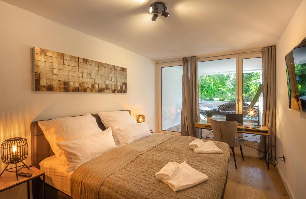 Sweethome - Luxus Pur - Grosse Kueche, 2 Baeder, 2 Terrassen Apartment